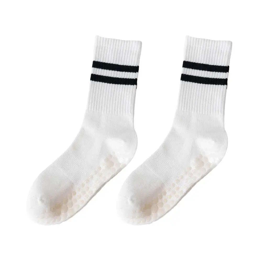Anti-slip Mid-Tube Sports Socks for Fitness and Yoga - GripFit